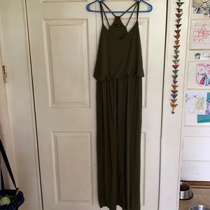 Papermoon XL Olive green maxi dress. 👗
